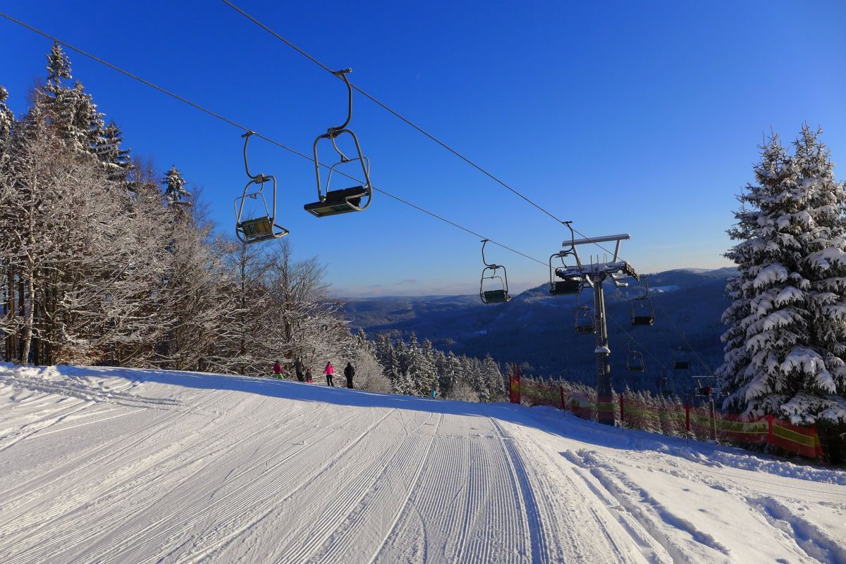 SKI PARK GRU� STAR� HAMRY