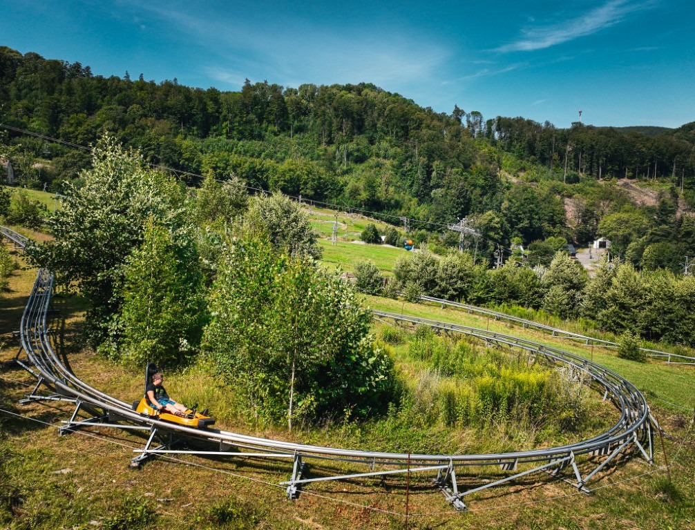 BOBOV� DR�HA HRUB� VODA