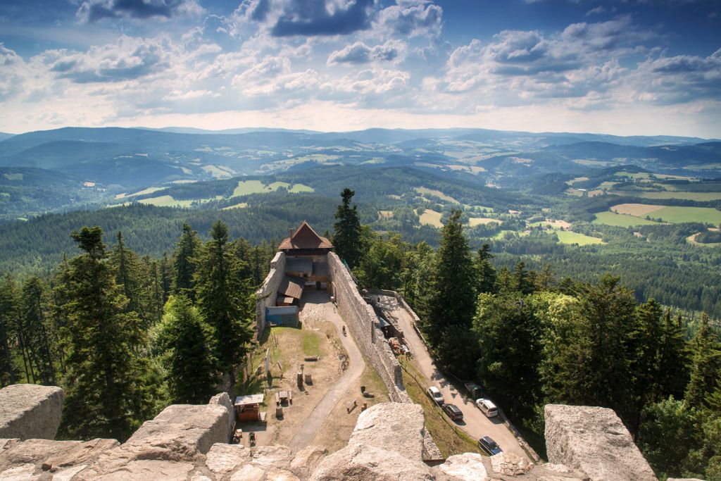 Vyhl�dka