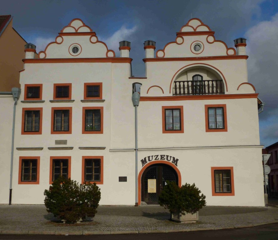 SMR�K�V D�M - SOB�SLAV