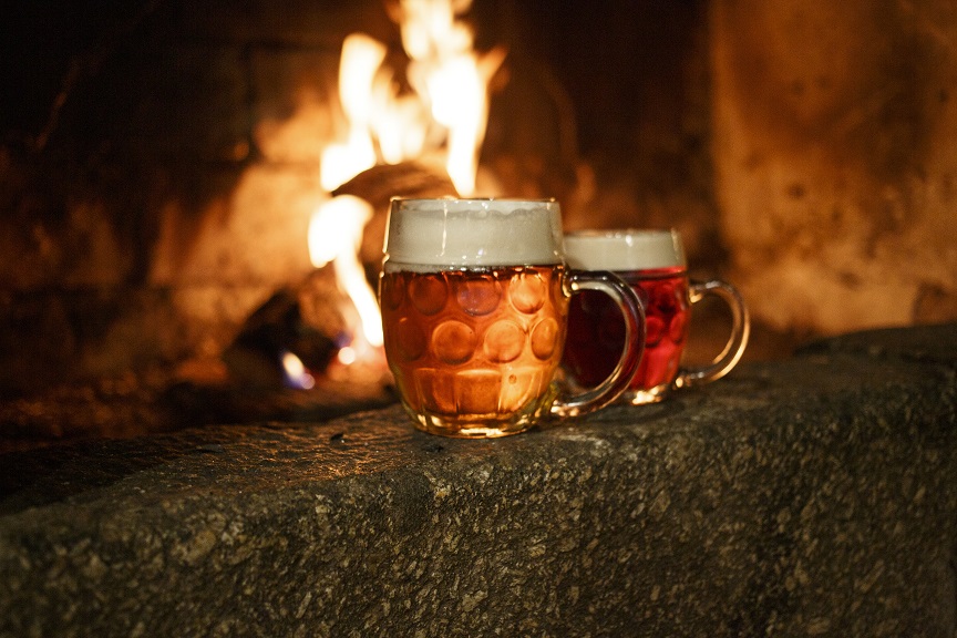 HOUS�V ML�N V T�BO�E