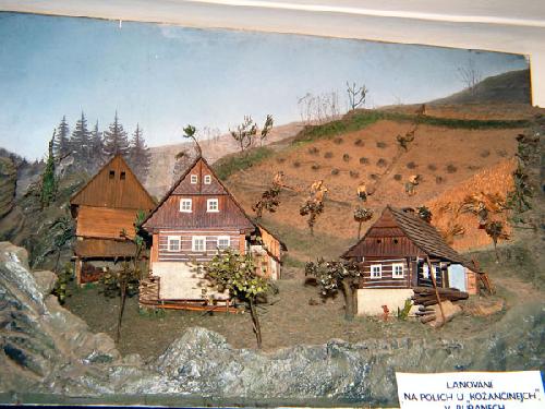 VLASTIV�DN� MUZEUM VE VYSOK�M NAD JIZEROU