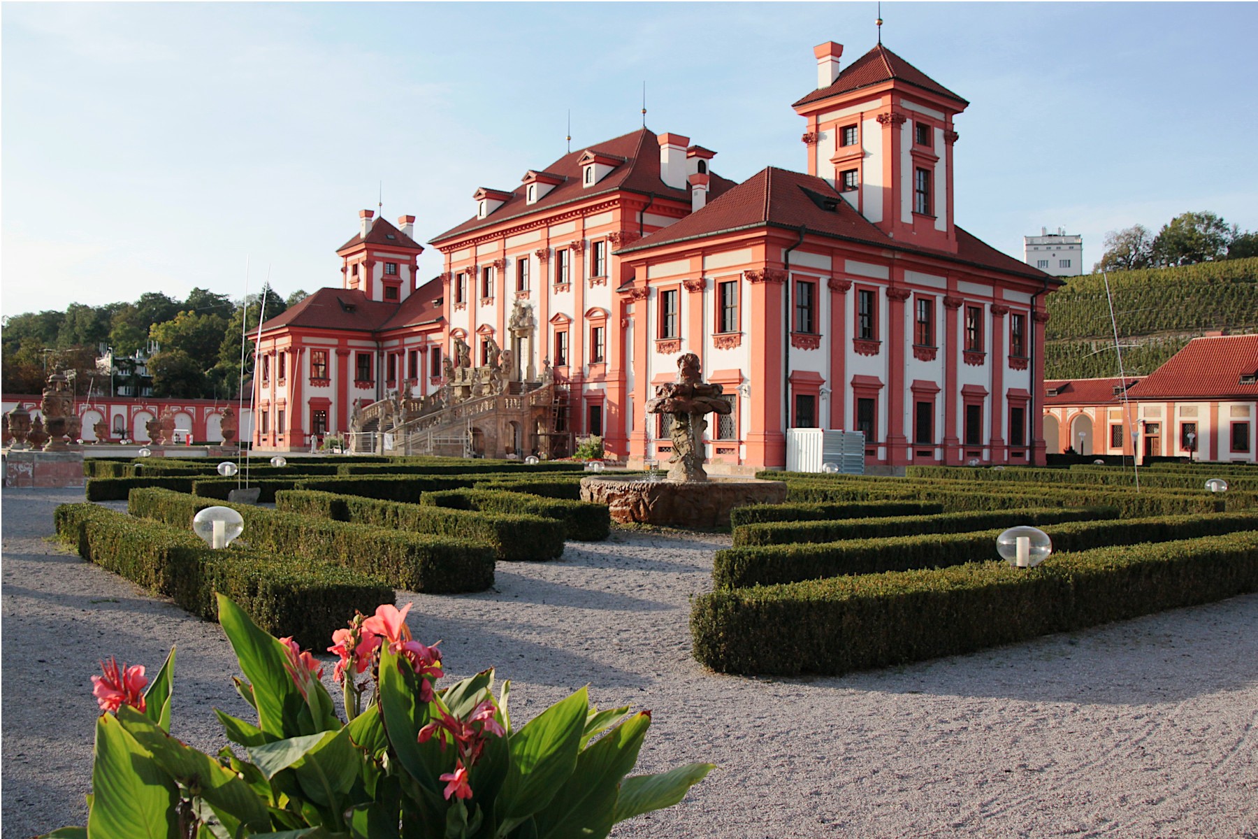 TROJSK� Z�MEK - PRAHA TROJA
