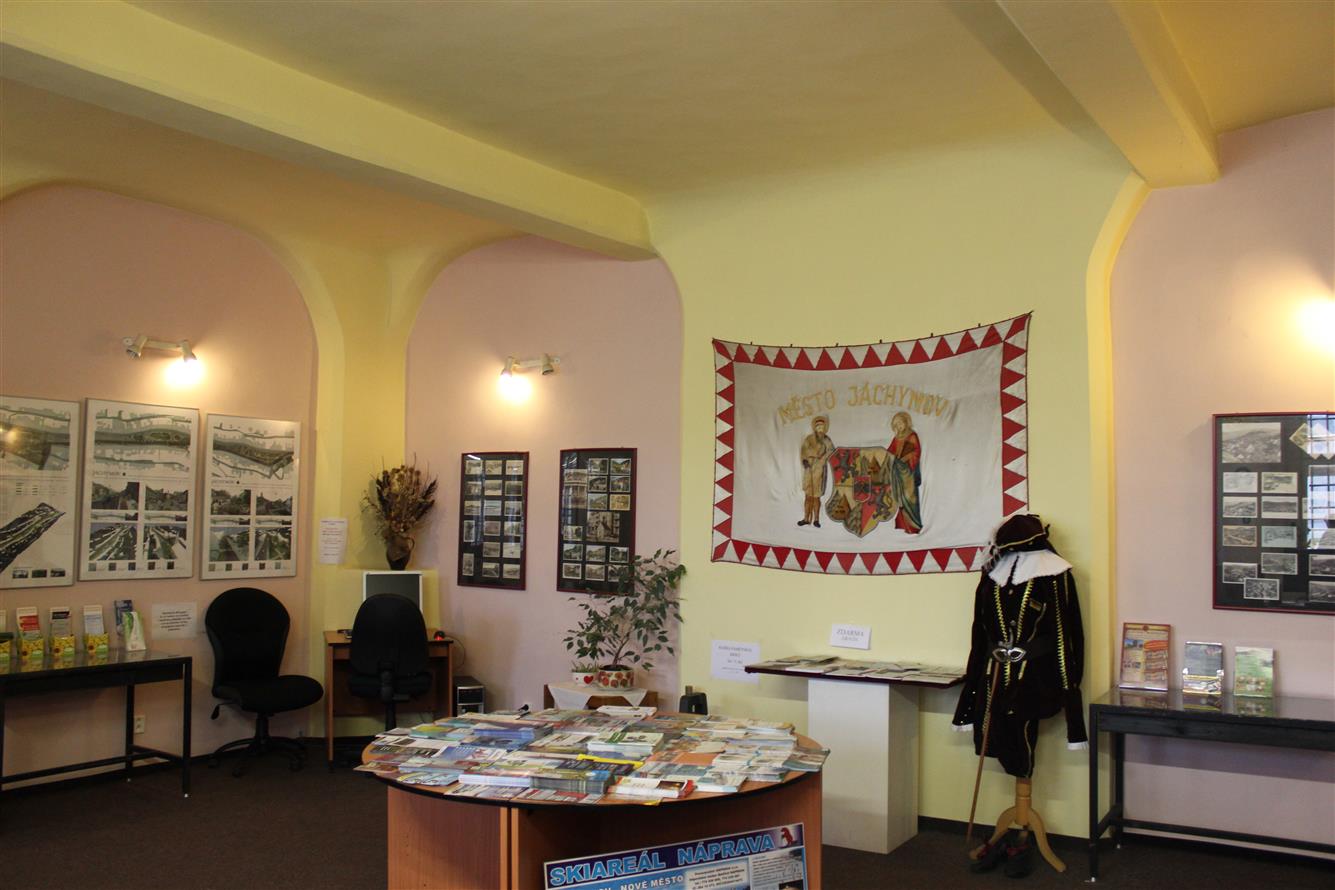 INFORMA�N� A KULTURN� CENTRUM J�CHYMOV