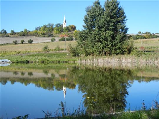 HLUBO�
