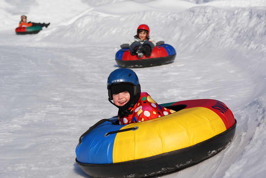 SNOWTUBING VELK� KARLOVICE